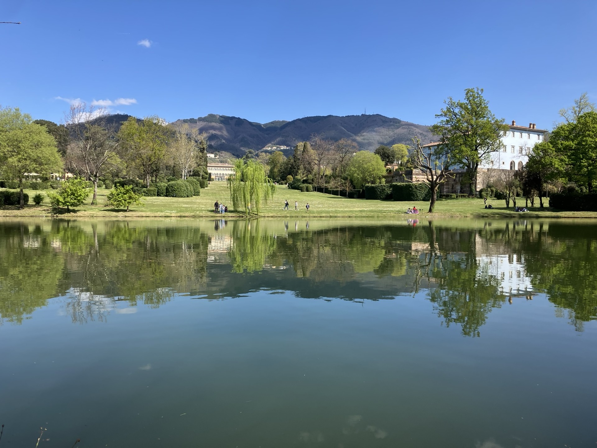 Uno scorcio del giardino della Villa Reale di Marlia, a Lucca
