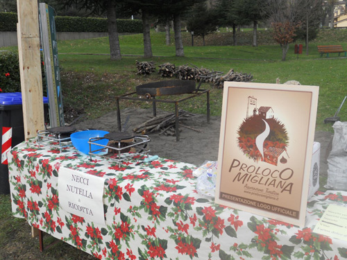 Uno stand della Pro loco di Migliana
